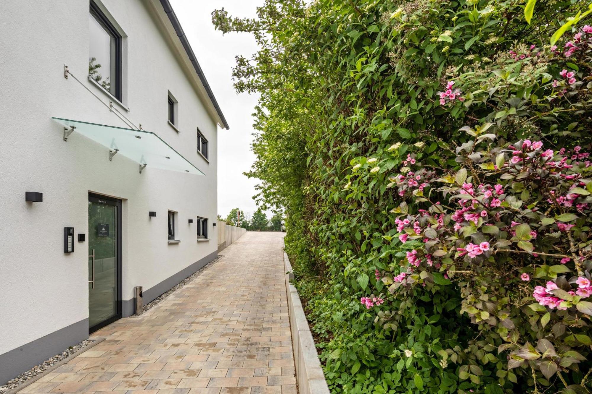 Studio 3 Parkside Apartments Günzburg Eksteriør billede